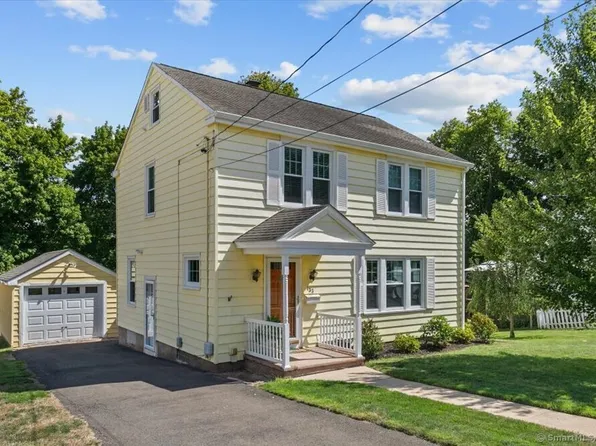 133 Pelham Avenue, Hamden, CT 06518