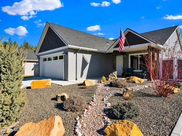 31814 N 8th Ave, Spirit Lake, ID 83869