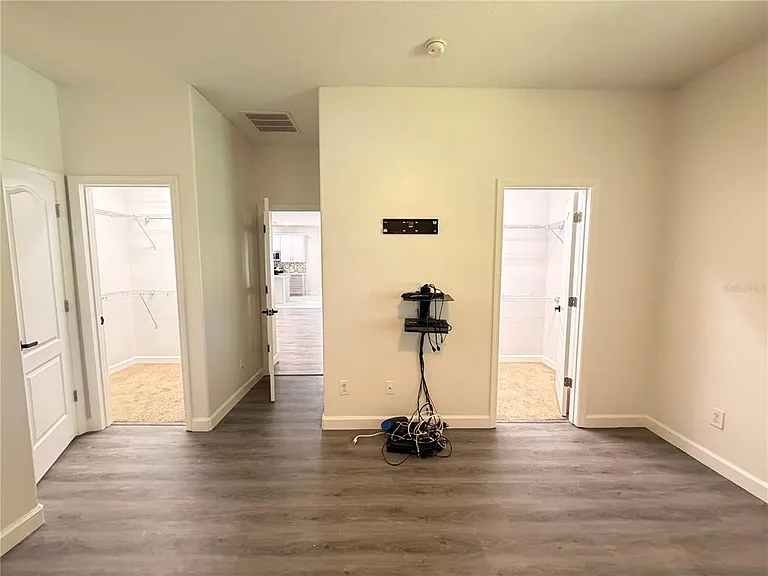 2347 Crosston Cir — Photo 8