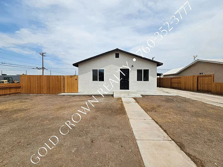 1070 W Euclid Ave — Photo 15
