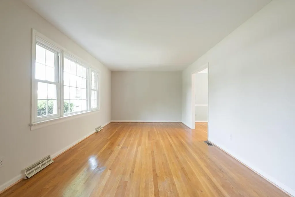 2801 Pennington Rd — Photo 2