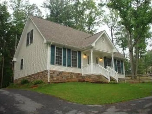 350 Bailey Blvd, Hardy, VA 24101