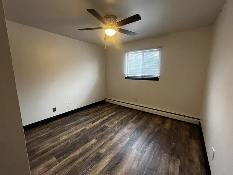 2341 Badger Pkwy #14 — Photo 3