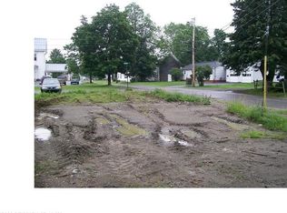 83 Court St, Skowhegan, ME 04976