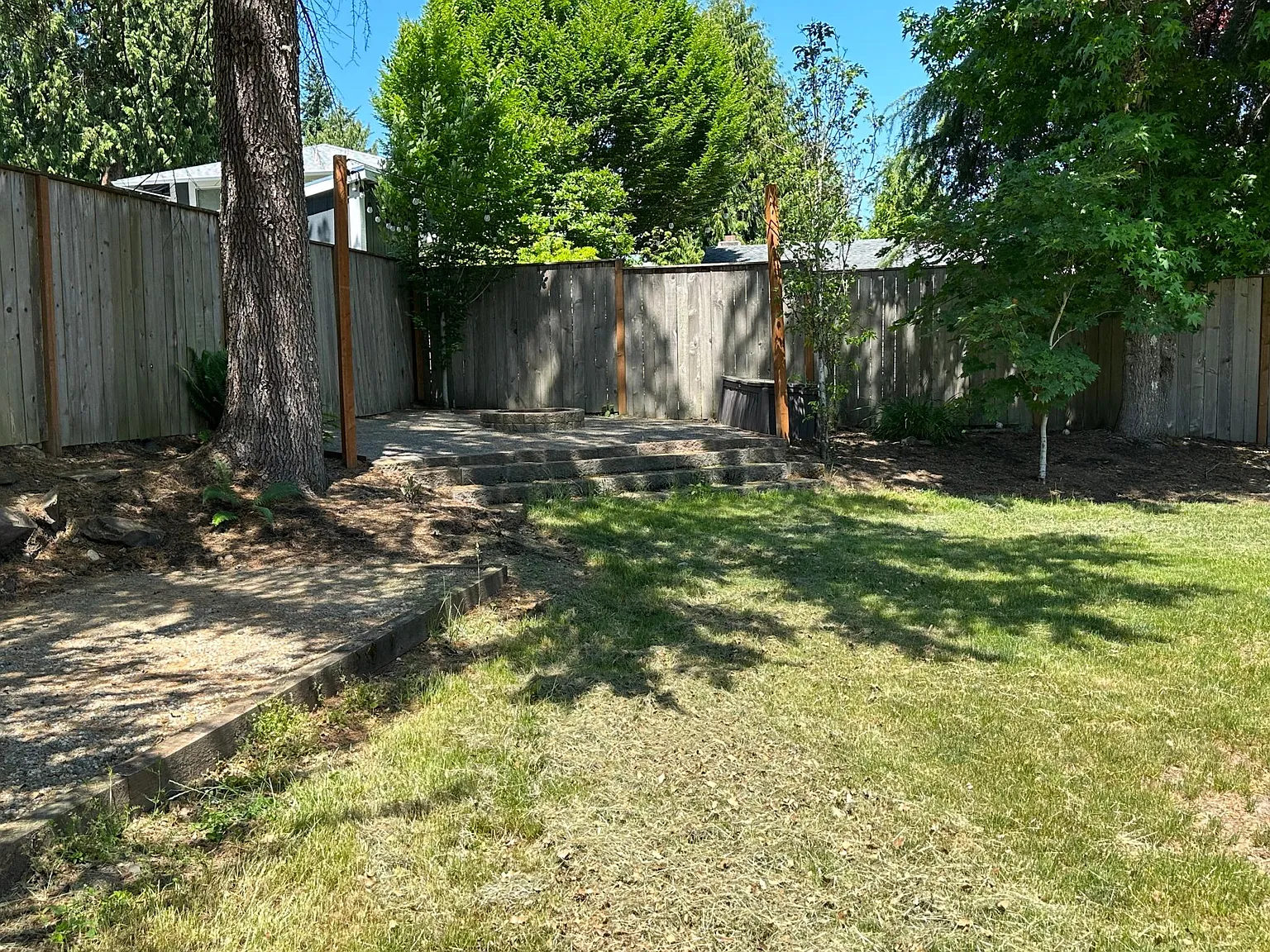 4 bed, 2500 sqft, $3,800 — Photo 4
