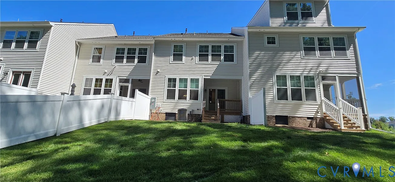 3 bed, 2.5 bath, 1667 sqft, $2,550 — Photo 3