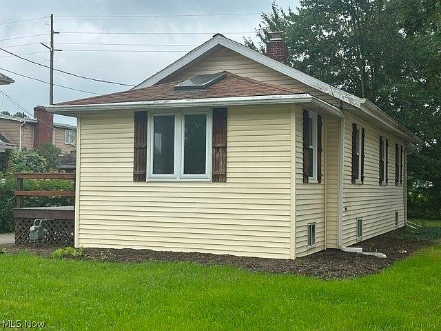 1st image of 18061 Derr Ave