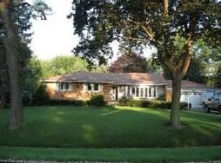 6N400 Lloyd Ave, Itasca, IL 60143