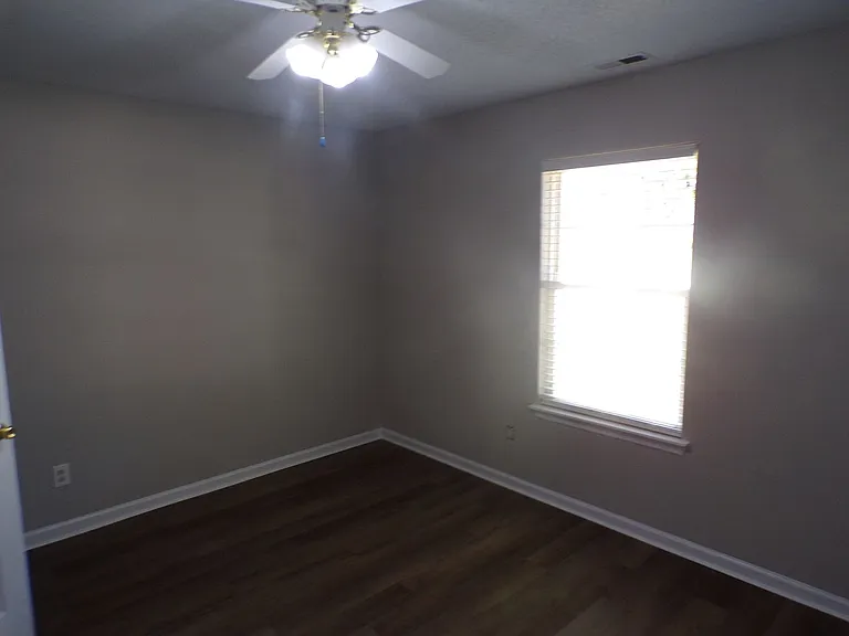 1019 Furia Dr — Photo 25