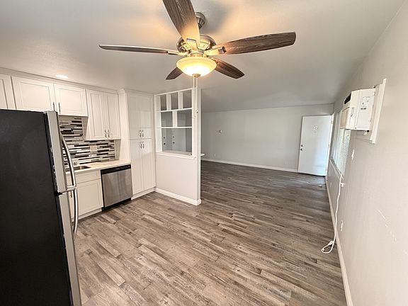3rd image of 5498 Carlson Dr APT 2