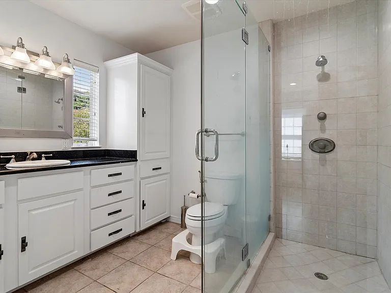 5902 McCommas Blvd — Photo 14