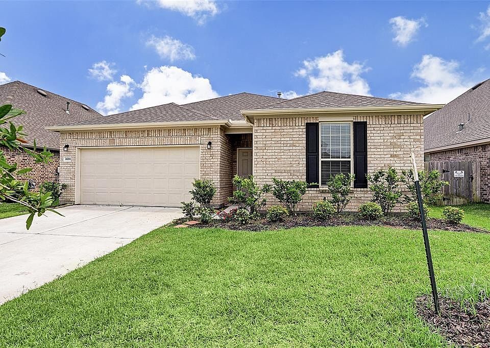 1st image of 30213 Live Oak Way