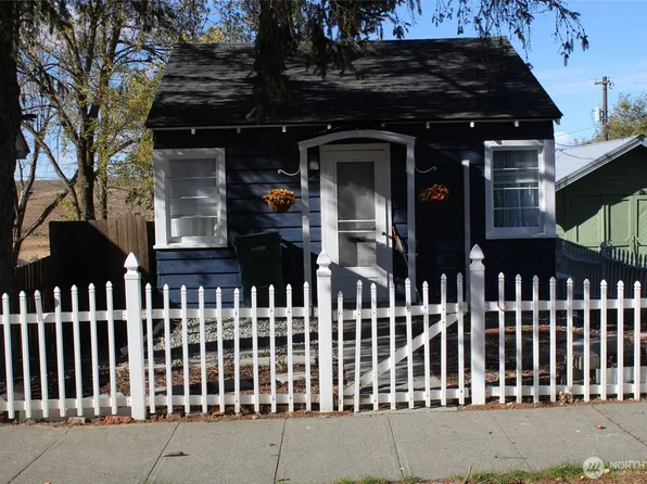 512 W Broadway Avenue, Ritzville, WA 99169