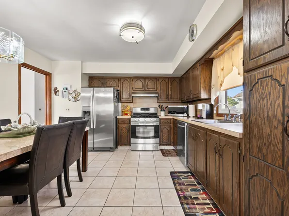 211 Woehrle Avenue image 10 of 37