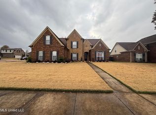 7049 Windswept Ln, Olive Branch, MS 38654