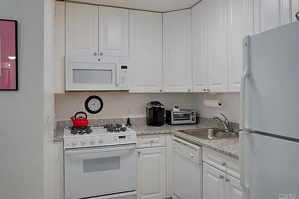 Sold by Charles Rutenberg Realty, Inc. | media 28