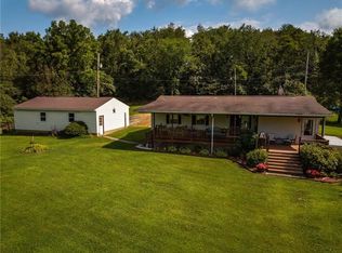 392 Upper Service Rd, Hookstown, PA 15050