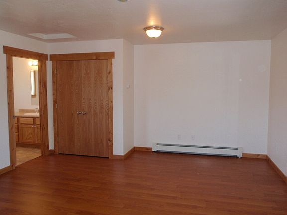 3rd image of 1301 Montana St APT L