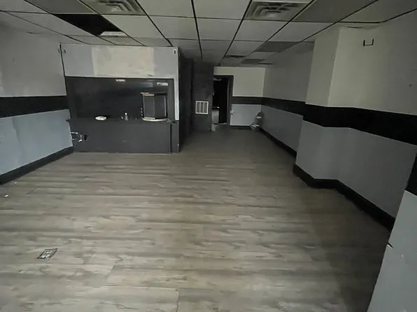 1166 Fort St, Lincoln Park, MI 48146