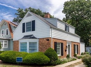 2109 Ewing Ave, Evanston, IL 60201