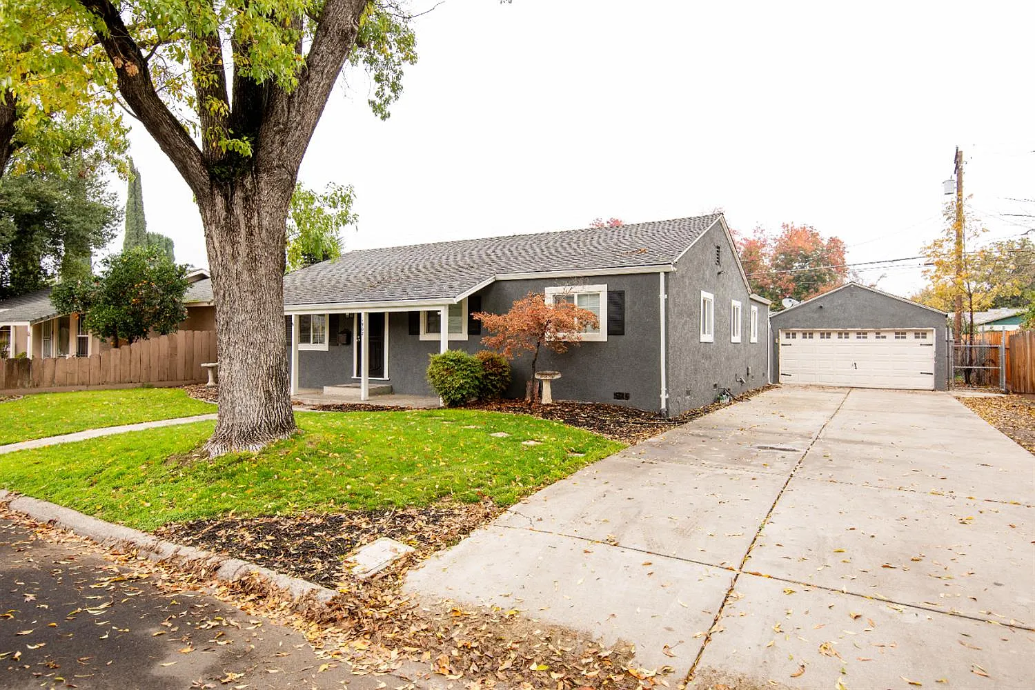 1405 Del Monte Ave photo 1