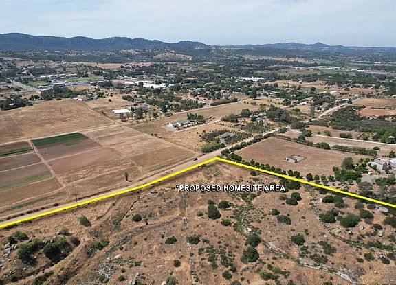 3rd image of 16414 Vesper Rd