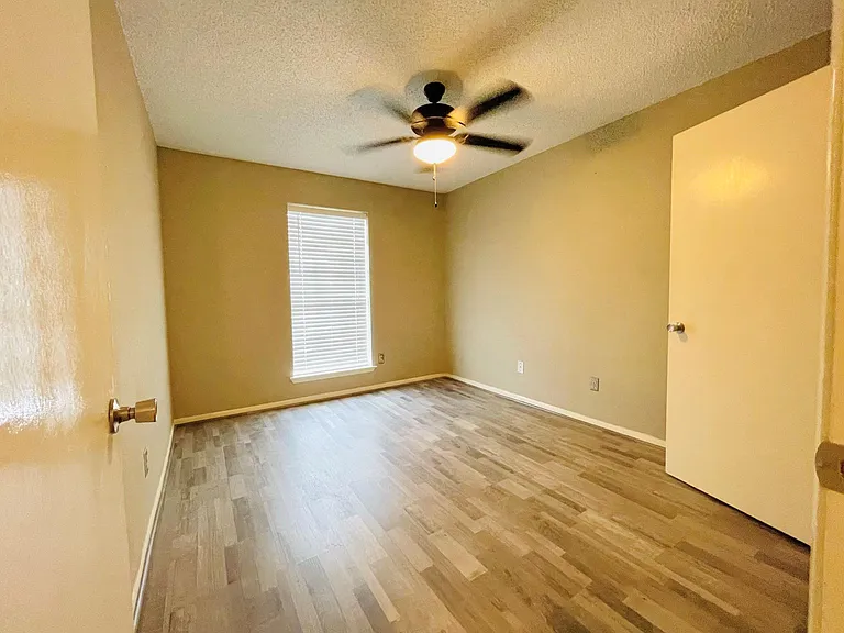 2800 Jeanetta St #1702 — Photo 11