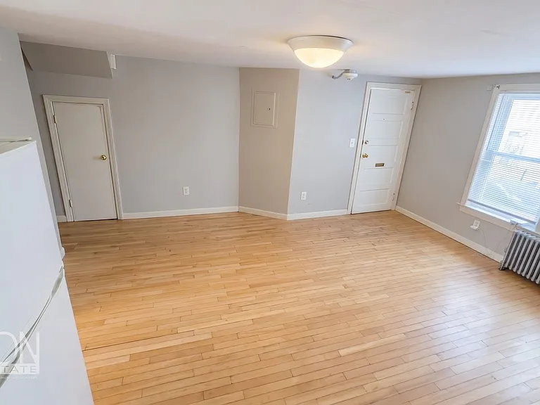 21-25 Elmwood Ave — Photo 4