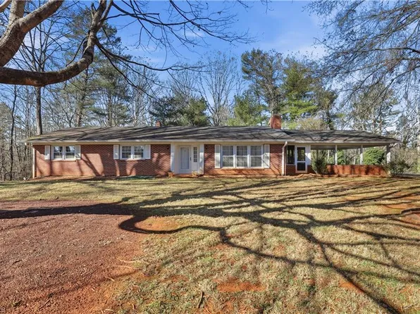 347 Kerry Ln, Wilkesboro, NC 28697
