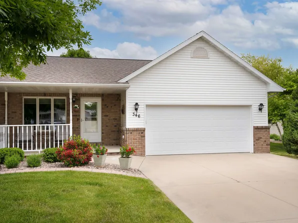 346 Parkside Ct, Kimberly, WI 54136