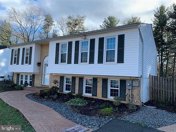 3rd image of 5521 Corot Ct