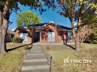 2616 Spring Rain Dr, Mesquite, TX 75181