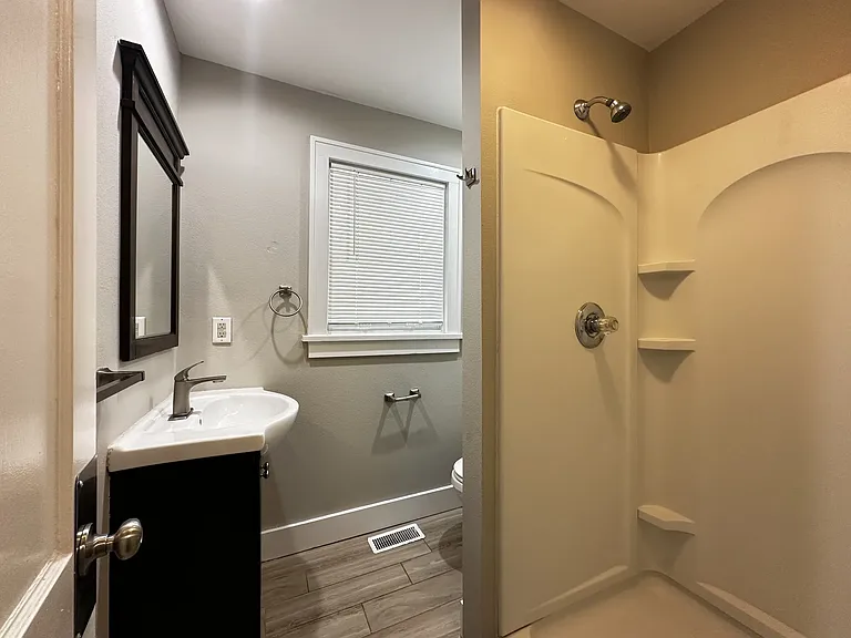 323 S Rutan Ave #323 — Photo 5