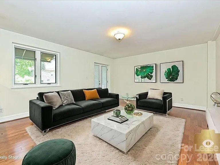 2441 Vail Ave #C4 — Photo 3