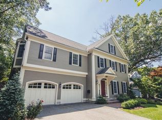 52 Locust Ave, Lexington, MA 02421
