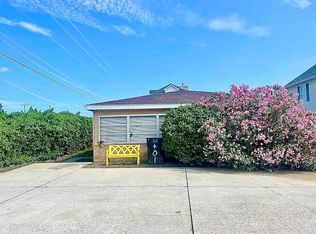 101 W Sportsman Dr, Kill Devil Hills, NC 27948