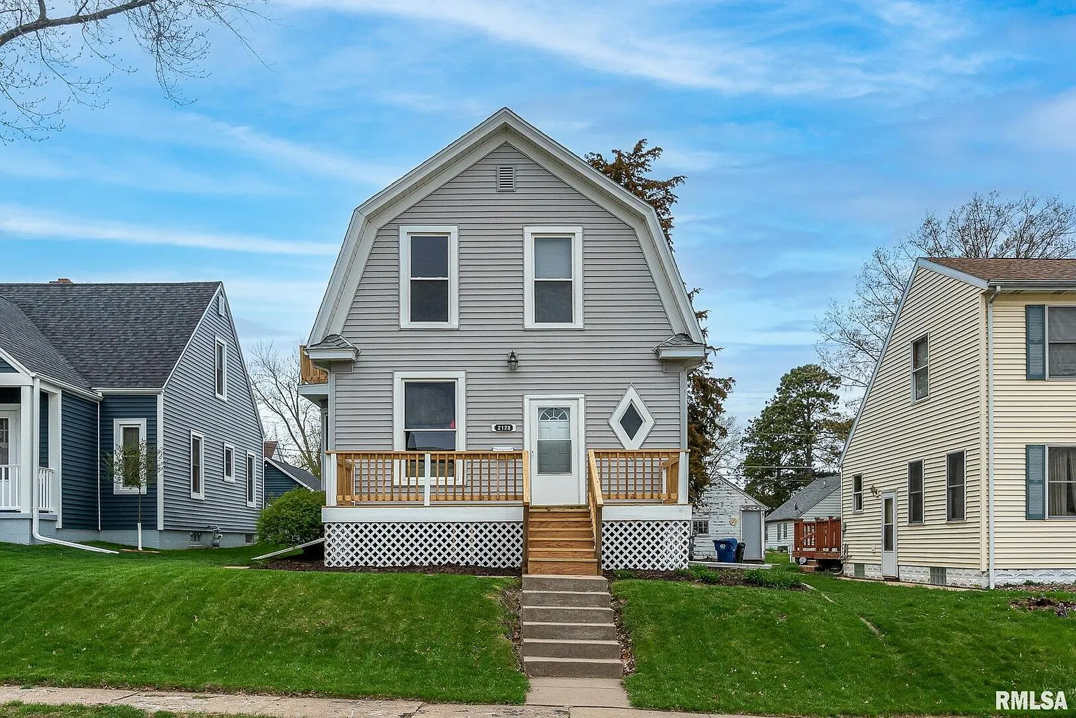2128 Wilkes Ave photo 1