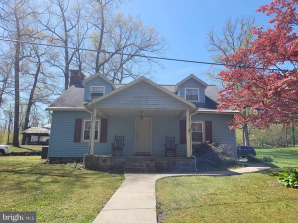 173 E Mohler Church Rd, Ephrata, PA 17522