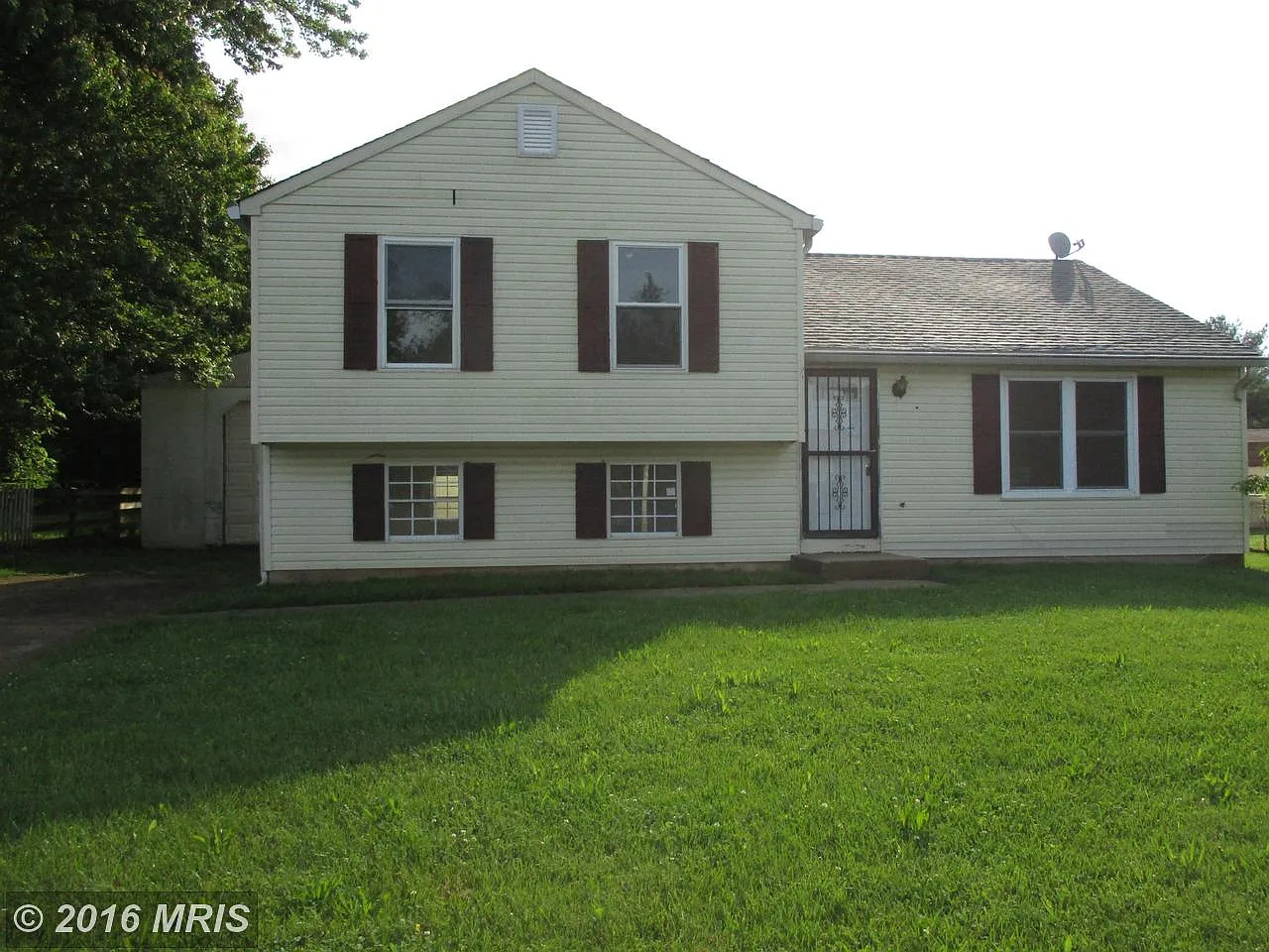 403 Dawn Ct photo 1