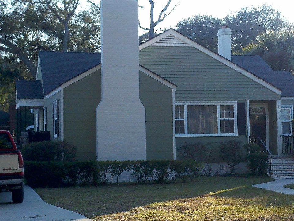 421 Columbus Drive
