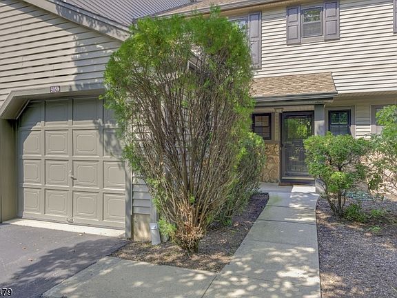 2nd image of 505 Marten Rd