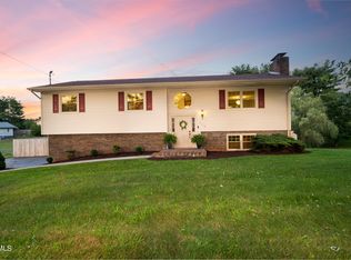 110 Wellington Ct, Gray, TN 37615