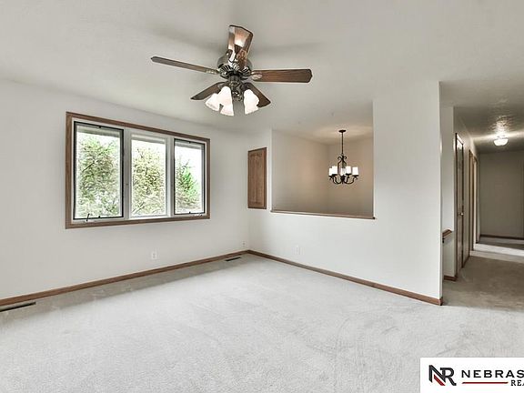 4th image of 5123 Jefferson Cir