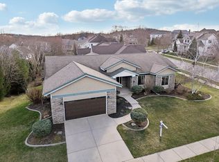 1231 Woodbridge Trl, Waunakee, WI 53597