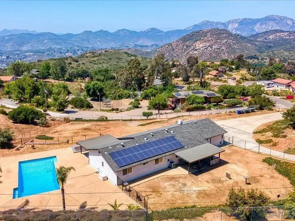 737 La Cresta Blvd, El Cajon, CA 92021