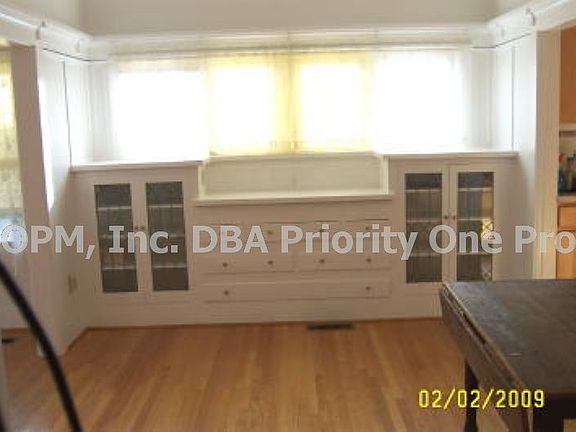 Dining Room'