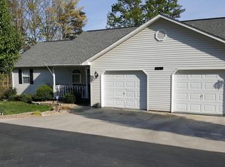 865 Mountain Rd, Caryville, TN 37714