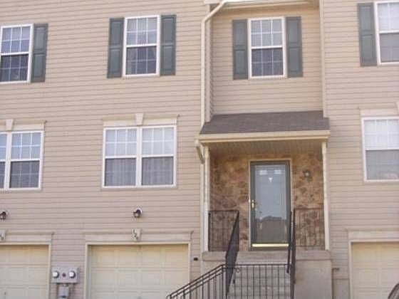 1st image of 120 Bramble Ln