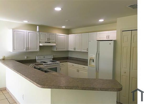3rd image of 714 Harold Ave S