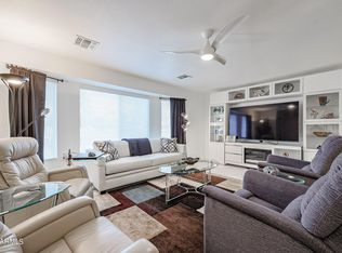 634 Leisure World, Mesa, AZ 85206